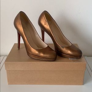 Christian Louboutin Simple Pump in Bronze 39.5
